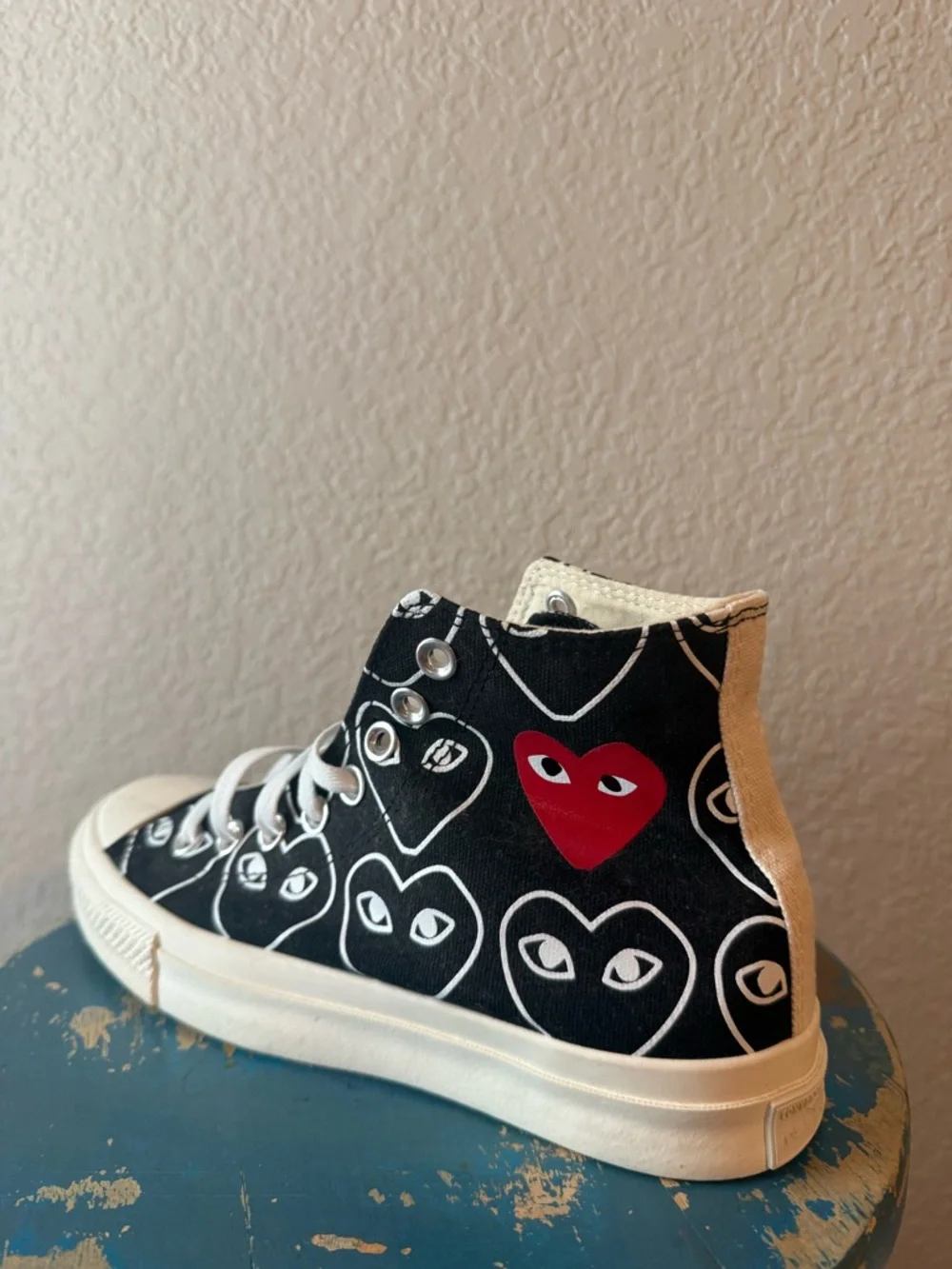 New Converse PLAY COMME des GARCONS high top Chucks.  Rare heart pattern. - Picture 3 of 9